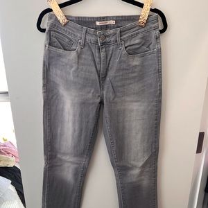 Levi’s gray jeans